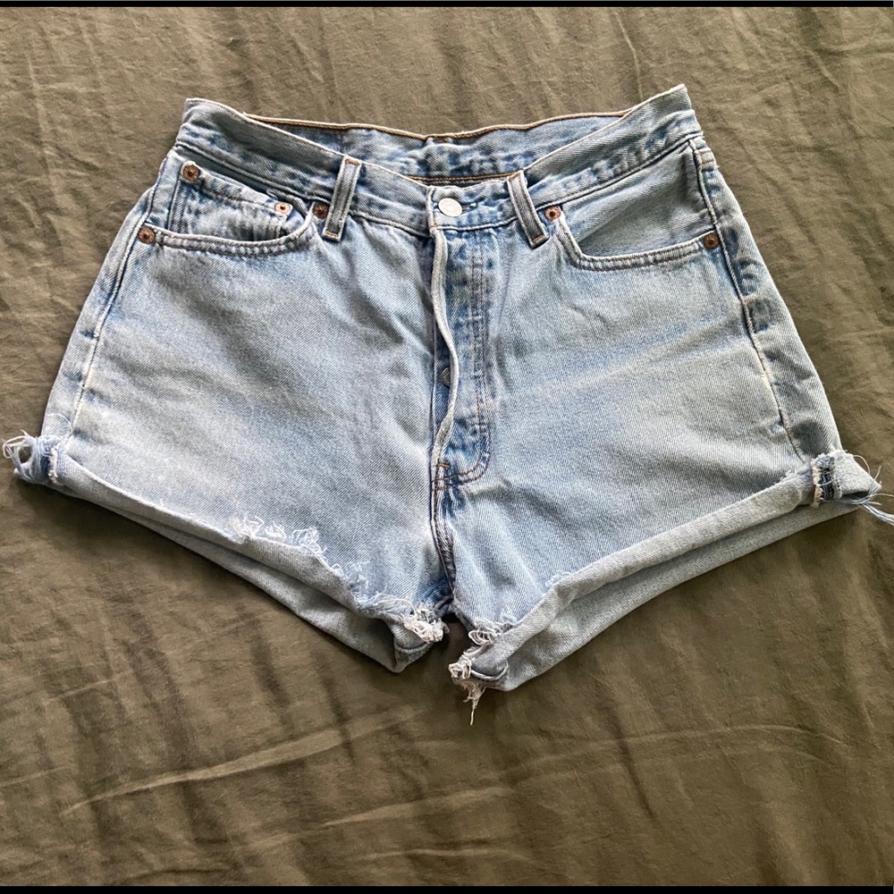 True vintage Levi’s 501 cut off shorts